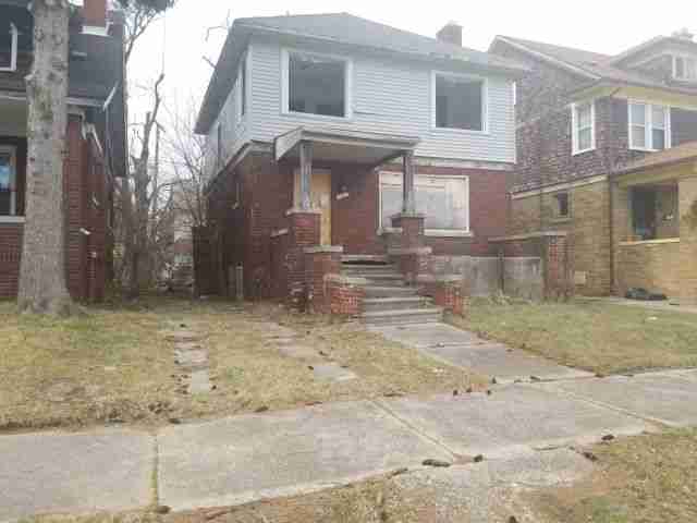 30425479_1583776552127 (1).jpg